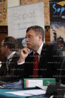 Sesja Rady Miasta Sopotu. Spotkanie dotyczylo glownie...