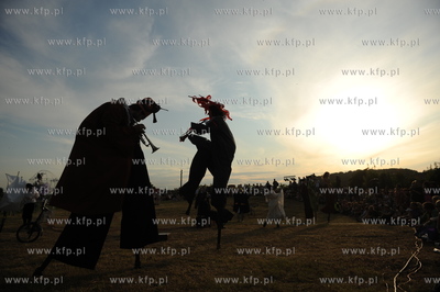 XIII edycja Festiwalu Teatrow Ulicznych FETA. FETA...