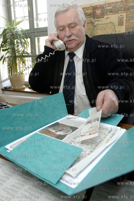 Gdansk. Prezydent Lech Walesa pojawil sie po raz pierwszy...