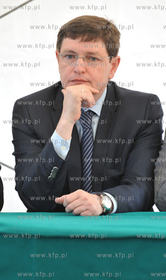 Stocznia Gdansk. Wodowanie jednostki COMBIDOCK IV....