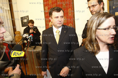 Sopot. Urzad Miasta. Konferencja prasowa Prezydenta...