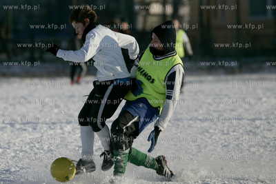 Boisko Zespolu Szkol Ogolnoksztalcacych nr 8 przy ul....
