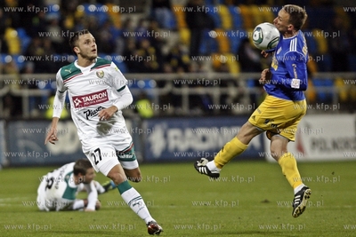 Gdynia. Ćwierćfinał Pucharu Polski w piłce nożnej...