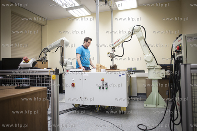 Politechnika Gdańska. Bałtycki Festiwal Nauki.Pokaz...