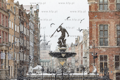 Zima w Gdańsku. Studnia Neptuna.
09.02.2021
fot....