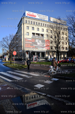 Gdansk. Siedziba NSZZ Solidarnosc. Bilbord upamietnaijacy...