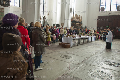 Gdansk.Swieta Wielkanocne w Bazylice Mariackiej. Wielka...