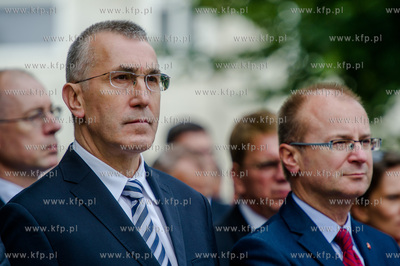 Gdansk. Msza Swieta na placu Obroncow Poczty Polskiej...