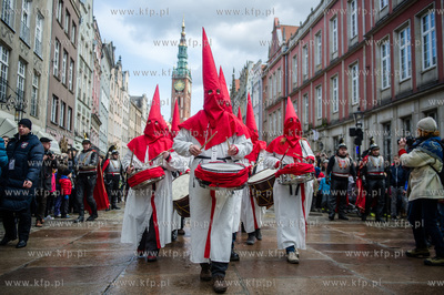 Wielki Piatek. Misterium Meki Panskiej na ulicach Gdanska.
03.04.2015
fot....
