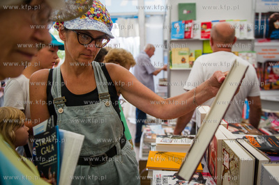 Plac Przyjaciol Sopotu. Festiwal Literacki Sopot. Targi...