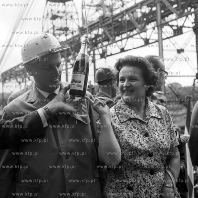 Wodowanie w stoczni gdańskiej im. Lenina. (lata60)....