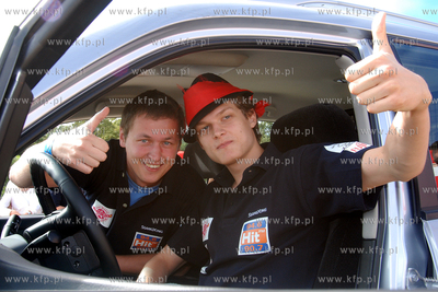 Ssang Yong Cup - wyscigi samochodow firmy Ssang Yong...