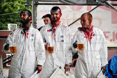 Jedna z atrakcji Jarmarku sw. Dominika byl chrzest...