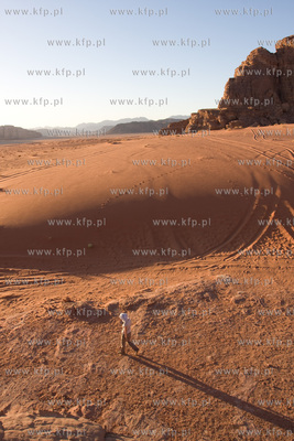 Wadi Rum Jordania NZ Pustynia Wadi Rum. 04.11.2009...
