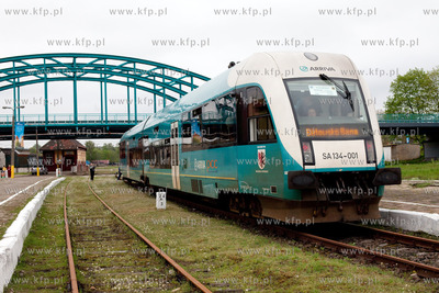 Bytów. Happening promujacy projekt Pomorskiej Kolei...