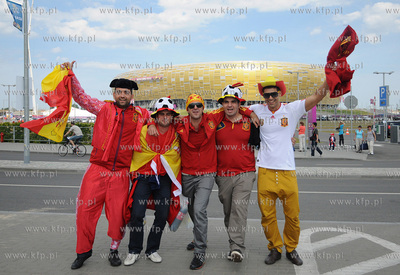 Okolice gdanskiego stadionu przed meczem EURO 2012...