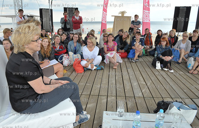 Sopot. Kulturalna Plaza Trojki k. klubu Atelier. Literacki...