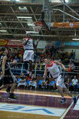 Słupsk. Energa Czarni Słupsk - Trefl Sopot 89-58...