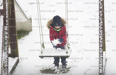 Kaszuby - Dobrzewino, zima w okolicach ulicy Spacerowej....