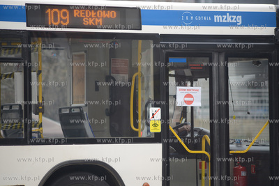 Gdynia. W zwiazku z pandemia koronowirusa COVID-19...