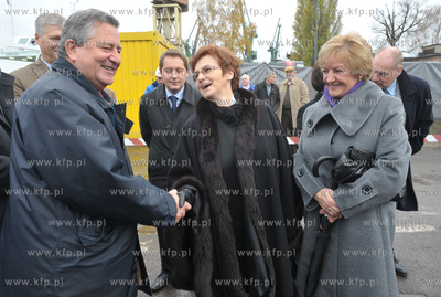 Danuta Walesowa zostala matka chrzestna promu fiordowego...