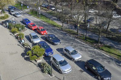 Korki na Podwalu Staromiejskim w Gdańsku. 15.04.2019...