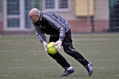 Gdansk. Boisko przy ul. Traugutta.  Sylwestrowy mecz...