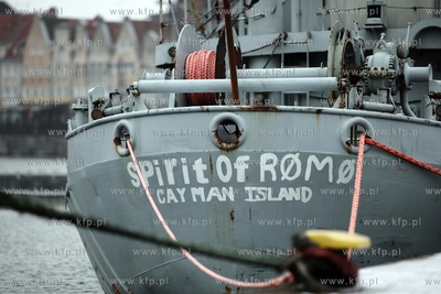 Statki z Kajmanow Spirit of Romo i Spirit of Samso...