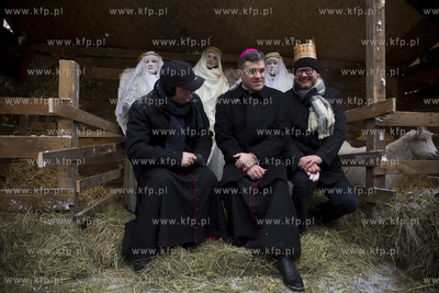 Gdansk. Orszak Trzech Kroli. Nz. ks. Ireneusz Bradtke,...