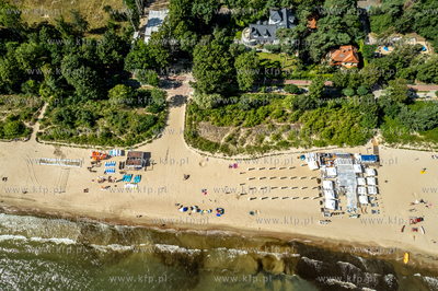 Wejscie na plażę nr 32A i 33  w Sopocie.
01.08.2022
fot....