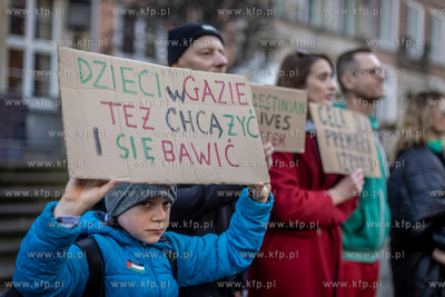 Długi Targ w Gdańsku.  Trójmiasto Przeciw Ludobójstwu...