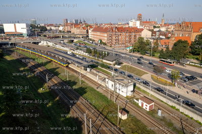 Przystanek SKM Śródmieście i okolice ul. Okopowej...