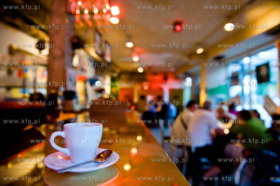 Sopot. Restauracja, bar Spoldzielnia Literacka
09.08.2011
fot....