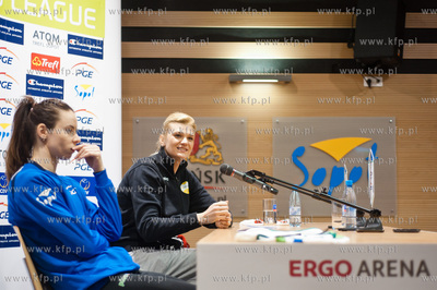 Sopot. Hala Ergo Arena. Wspolna konferencja siatkarek...