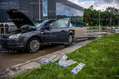 Gdańsk. Skutki silnych opadow, które przeszły nad...