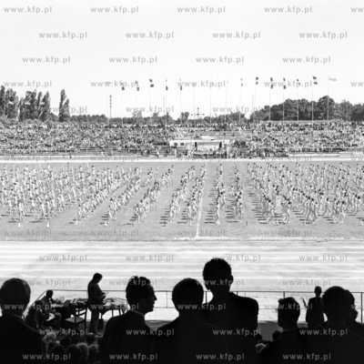 Finaly Wojewodzkich Igrzysk Mlodziezy Szkolnej na stadionie...
