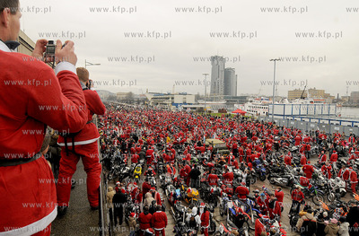 Niesprzyjajaca aura nie byla w stanie odstraszyc zmotoryzowanych...