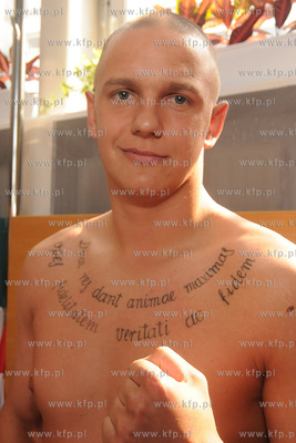 Urzad Miasta Gdyni. Konferencja prasowa i wazenie zawodnikow...