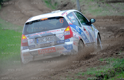 Linia. Odcinek specjalny  6-go Rajdu Lotos Baltic Cup.
W...