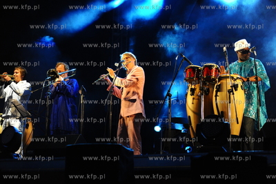 CudaWianki czyli Lato zaczyna sie w Gdyni. Nz. Jimi...