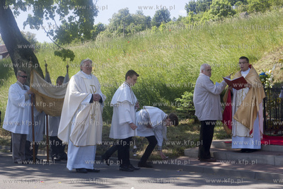 Procejsa Bozego Ciala w Gdansku - Sw. Wojciechu.
04.06.2015
Fot....