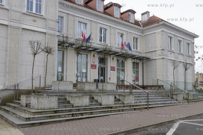 Budynek Urzędu Miasta przy ulicy Grunwaldzkiej w Pruszczu...