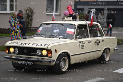 Rumia. Parada z okazji 106. rocznicy odzyskania niepodleg?o?ci...
