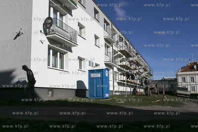 Remont bloku przy ulicy Niepodległości w Pruszczu...
