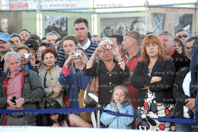 Sopot Fashion Day na molo w Sopocie. Publiznosc obserwowala...