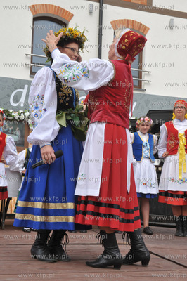 Chmielno. Kaszuby. Inscenizacja wesela kaszubskiego...