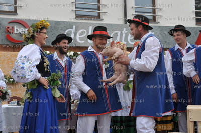 Chmielno. Kaszuby. Inscenizacja wesela kaszubskiego...