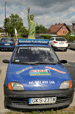 Kościerzyna. Statua Wolności, reklama Kaszubskiego...