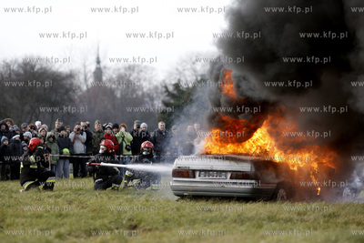 Pruszcz Gdanski. Festyn wojskowy z okazji 44 - lecia...
