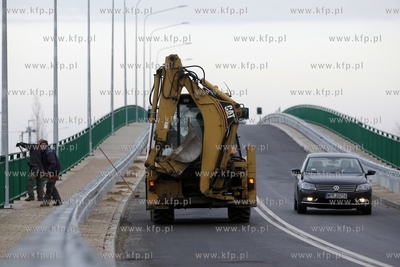Uroczyste otwarcie obwodnicy Pruszcza Gdanskiego.
16.12.2011
fot....